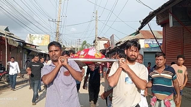 Supporters of deceased Jasim brought out a protest procession with the body of Jasim that created a tense situation in the area on 7 August 2024